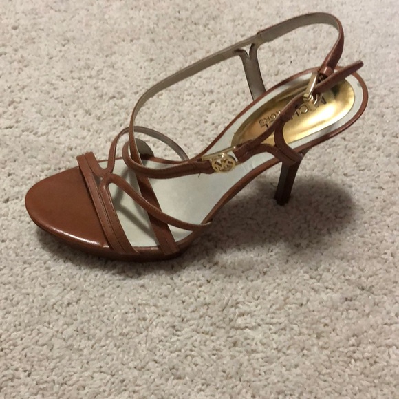 Michael by Michael Kors heels - Picture 3 of 3